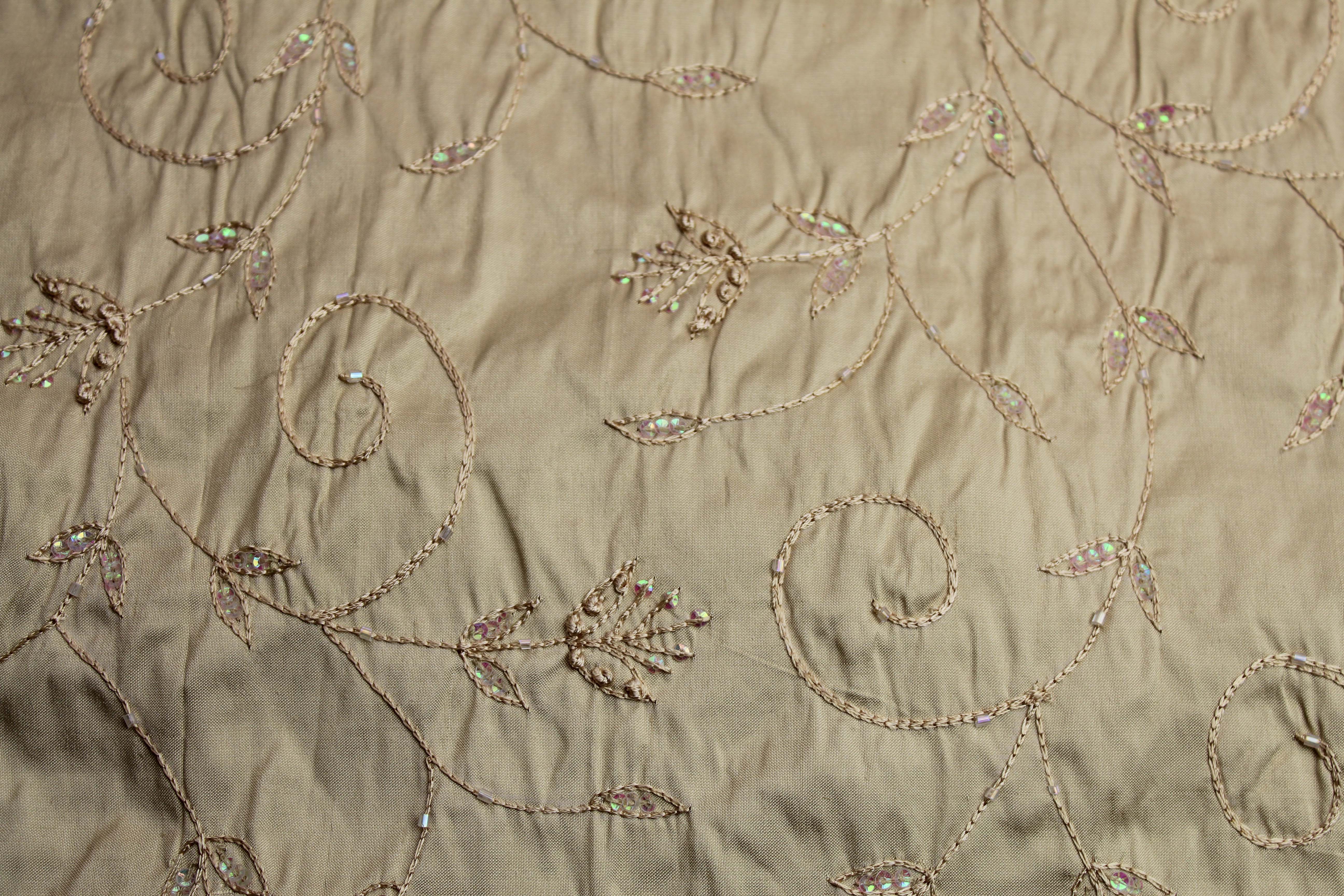 EMBROIDERED SILK DUPION - LT GOLD